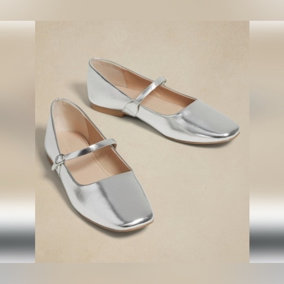 Banana Republic Office Vegan Faux Leather Mary Jane Ballerina Flats Shoes NWT